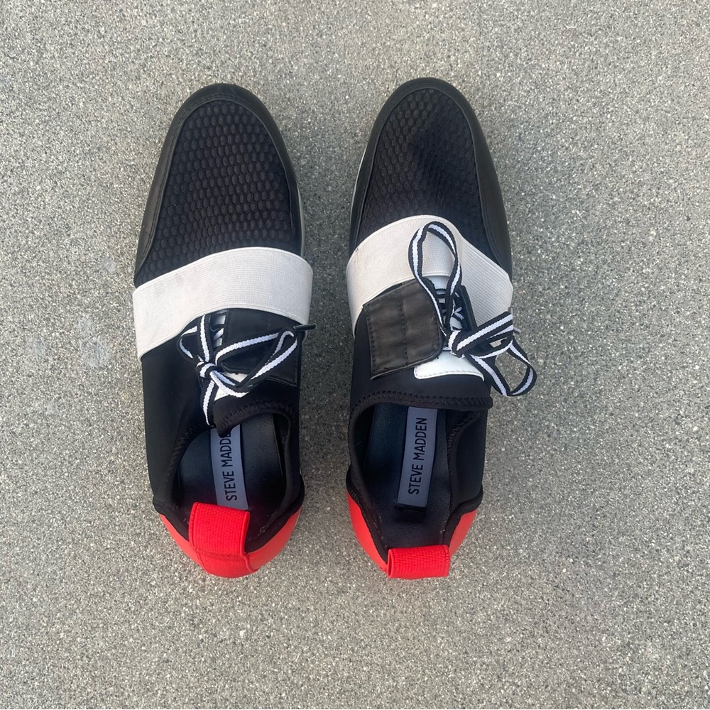 Steve Madden Sneakers